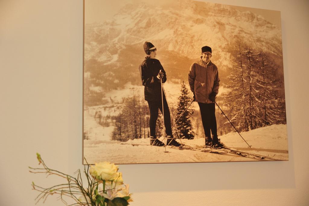 Hotel Chesa Staila La Punt-Chamues-ch Buitenkant foto