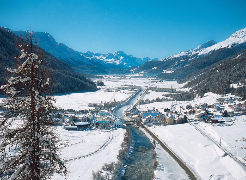 Hotel Chesa Staila La Punt-Chamues-ch Buitenkant foto