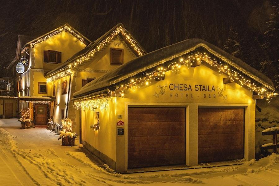 Hotel Chesa Staila La Punt-Chamues-ch Buitenkant foto